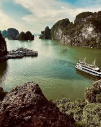 Sung Sot Cave- Limestone cave, Ha Long Bay