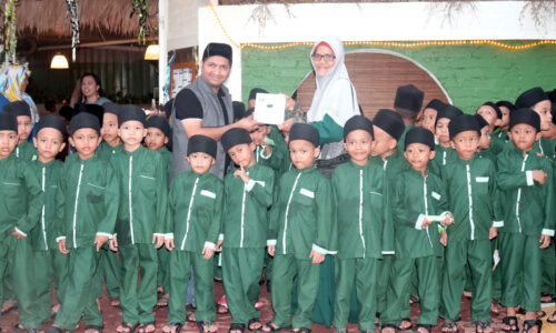 ‘SLOGANS’ Presented at Malaysian Eid Celebrations